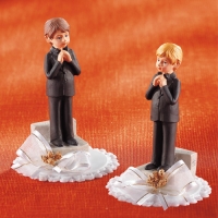 4 pcs Polyresine communion top  Boys , praying and with book