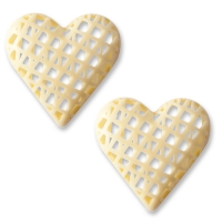 32 pcs White chocolate hearts 3D